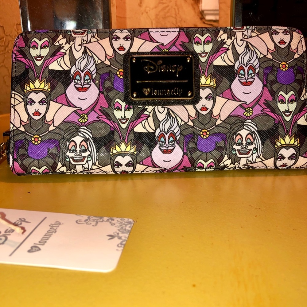 Gorgeous Disney Villains Wallet